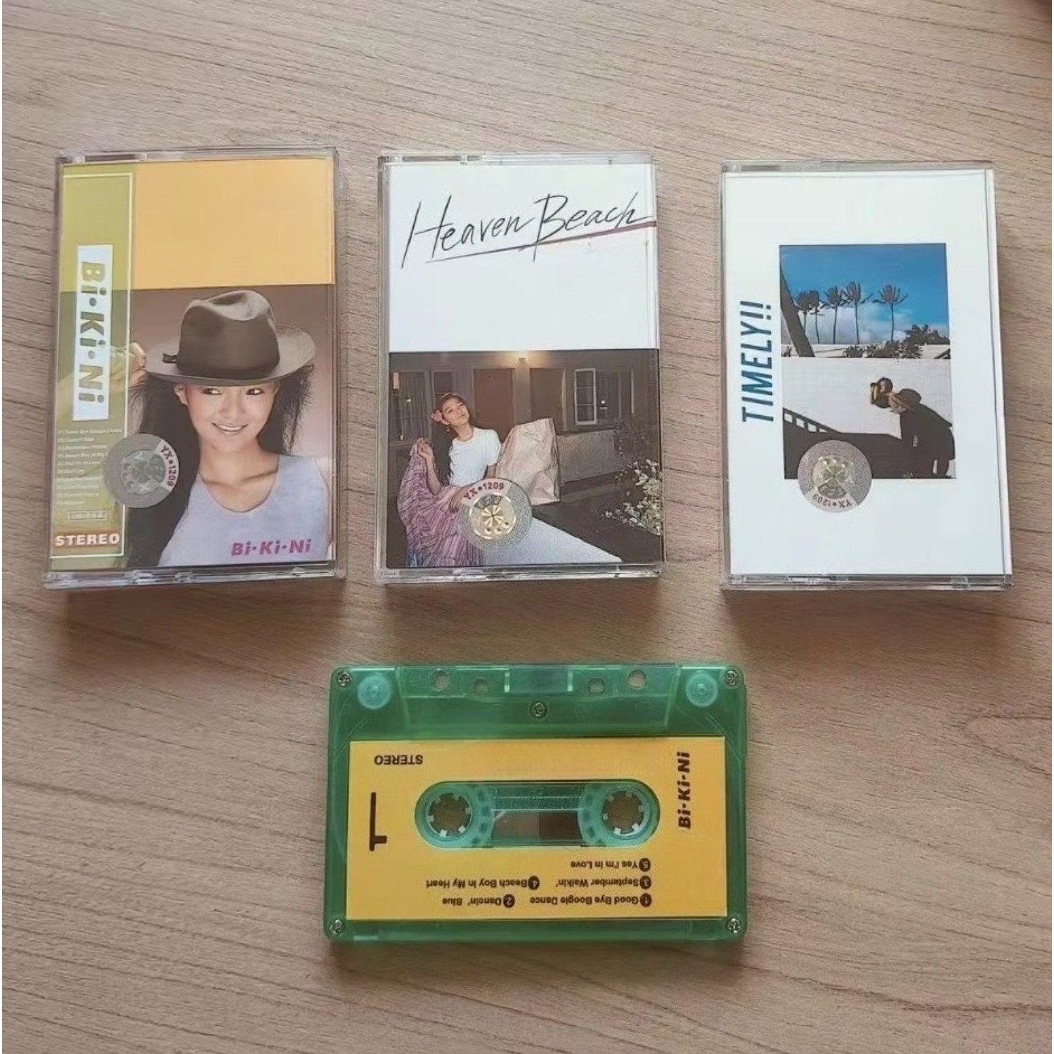 Vintage Collectibles - Ретро-японская урбан-поп музыка на кассете. Веселая