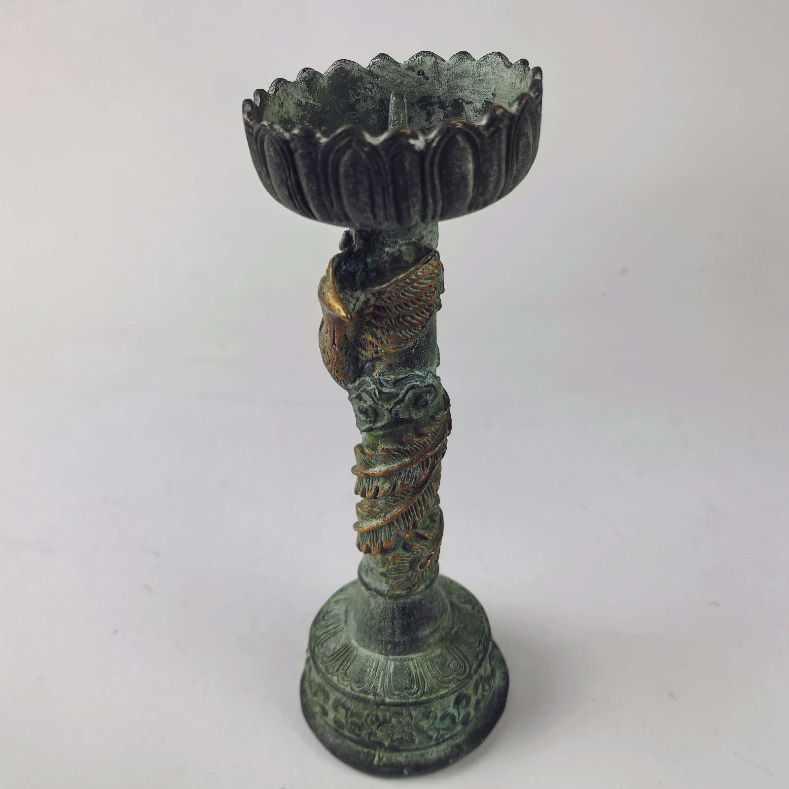 Старинная бронзовая рельефная  – обзор и цена Collectible Vintage Lamps