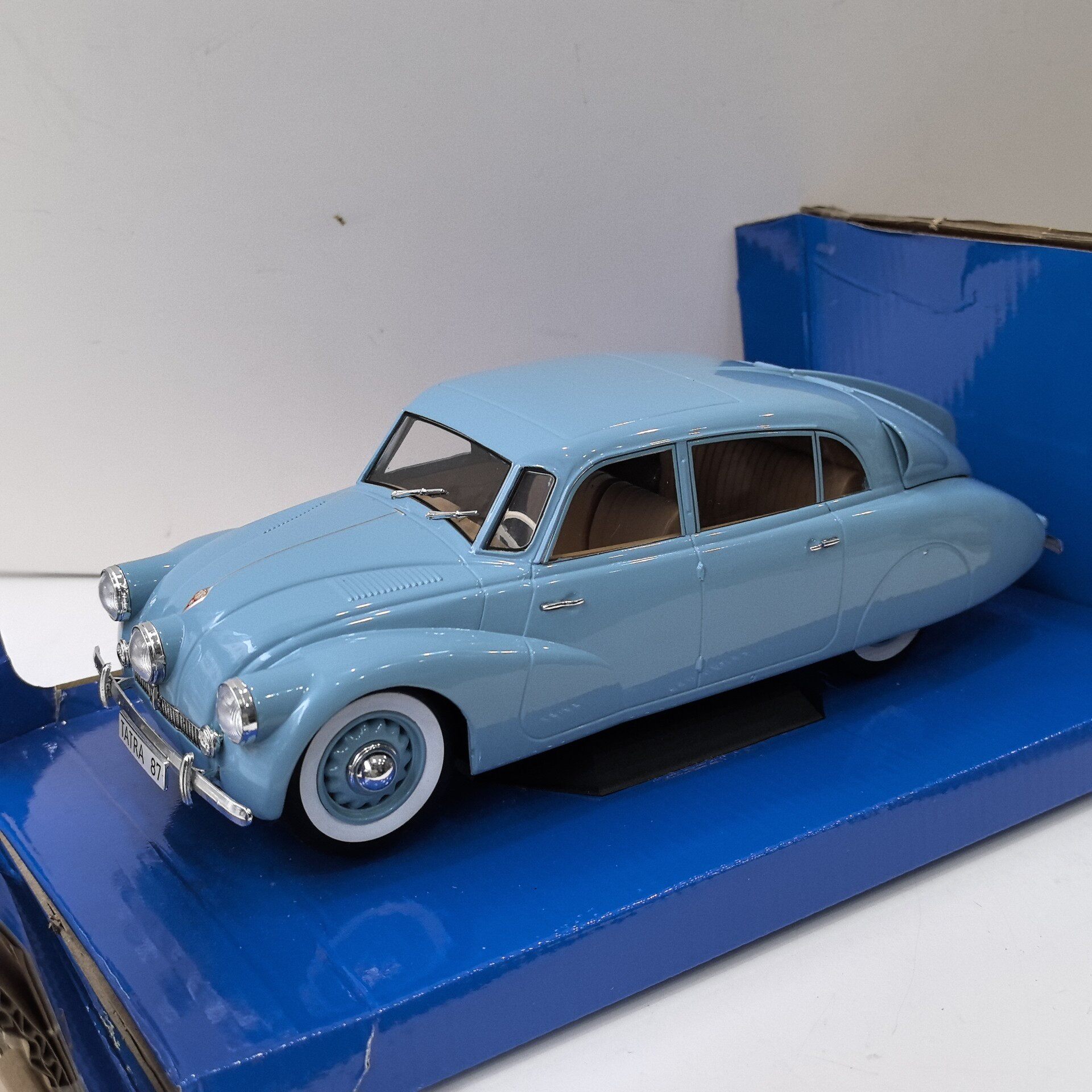 Модель автомобиля MCG Diecast  – обзор и цена Vintage Collectibles